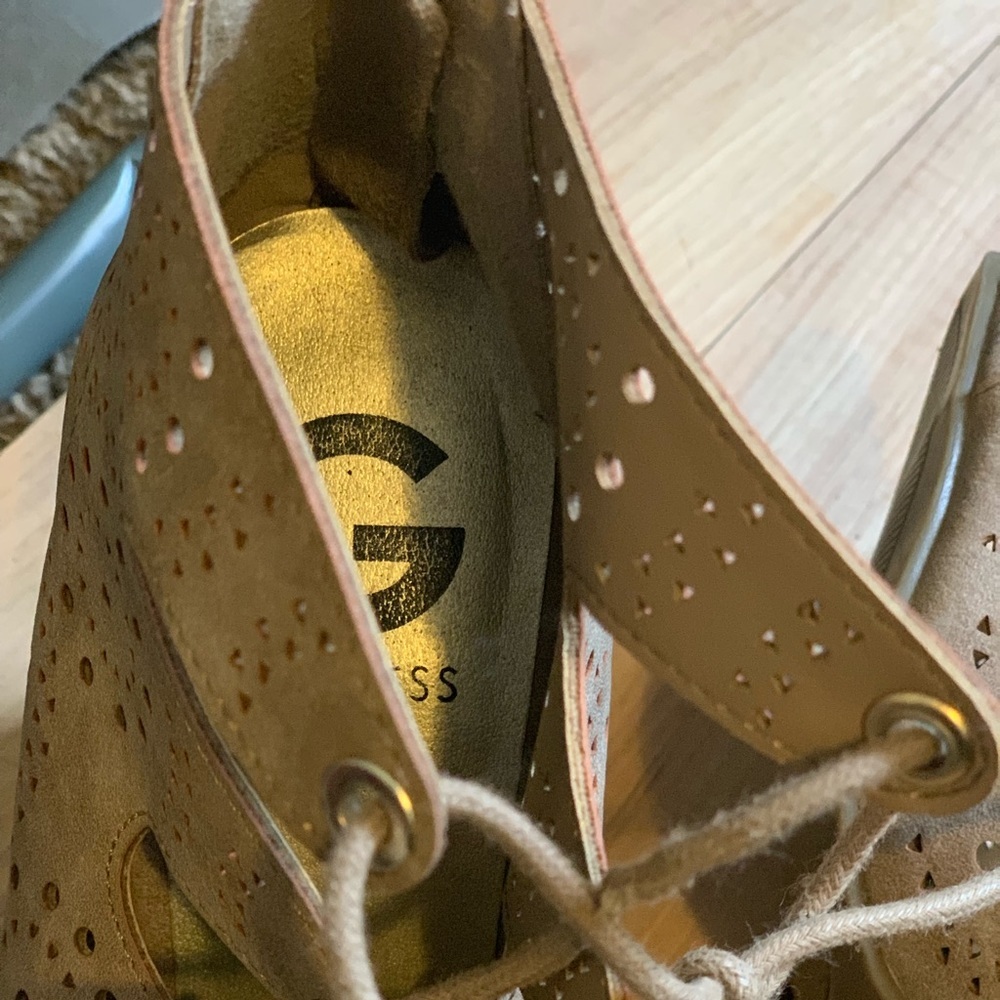 Guess shoes - Picture 8 of 8